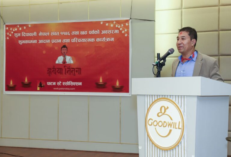 Bord member Tresurer _ Om Narayan